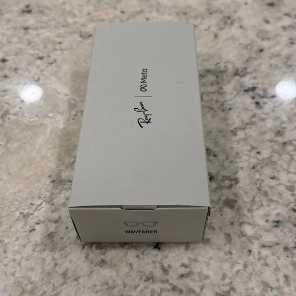 Ray-Ban Meta Wayfarer - Picture 3 of 6